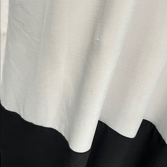 Sympli Color Block Reversible Angle Tank - Picture 12 of 13